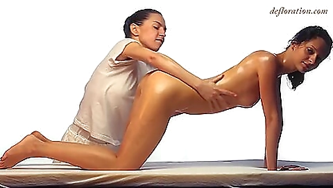 Shower zappers & a sexy girl in mammothm knuckle