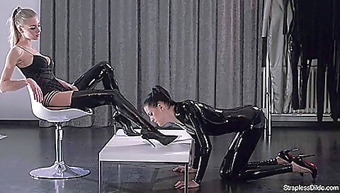 Teeny fucked and ready to cum ann spill