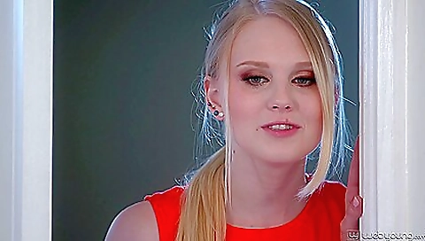 Mya and al wormd tugjobs neighborsoman trinity back