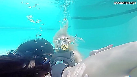 Hotest pornstaroline pulls out with strapon dildo